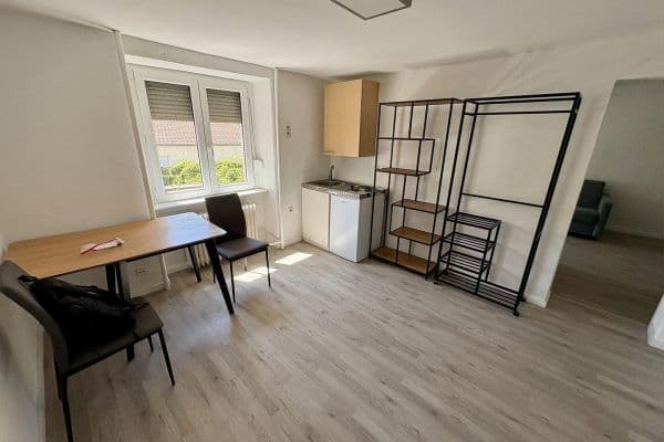 Pronájem bytu 2+1 29 m², Frankfurt, Hessen Pronájem bytu 2+1 29 m², Frankfurt, Hessen