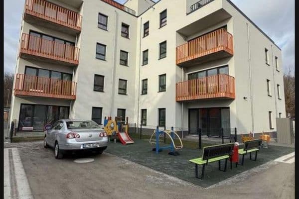 Pronájem bytu 3+1 89 m², Alt-Biesdorf 49A, Berlin, Berlín Pronájem bytu 3+1 89 m², Alt-Biesdorf 49A, Berlin, Berlín