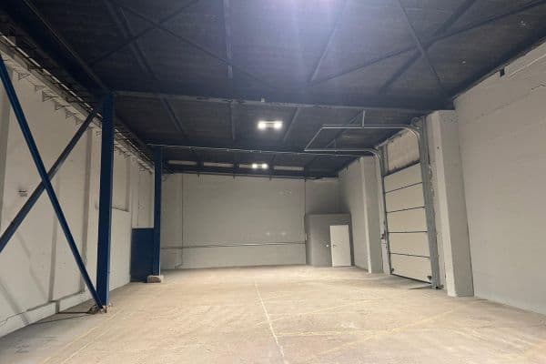 Pronájem nebytového prostoru 212 m², Dohna, Sasko Pronájem nebytového prostoru 212 m², Dohna, Sasko