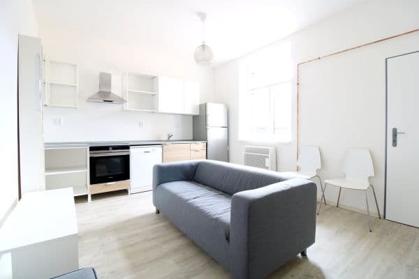 Pronájem bytu 2+1 61 m², Riegrova, Roztoky Pronájem bytu 2+1 61 m², Riegrova, Roztoky