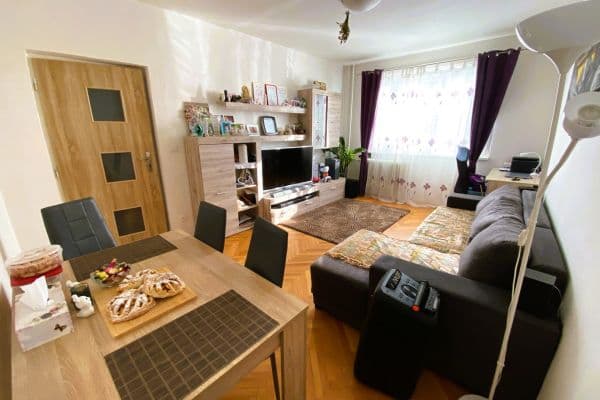 Prodej bytu 3+1 65 m², Sídliště, Kralupy nad Vltavou Prodej bytu 3+1 65 m², Sídliště, Kralupy nad Vltavou