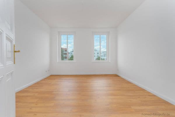 Pronájem bytu 2+1 68 m², Müggelheimer Straße 18, Berlin, Berlín Pronájem bytu 2+1 68 m², Müggelheimer Straße 18, Berlin, Berlín