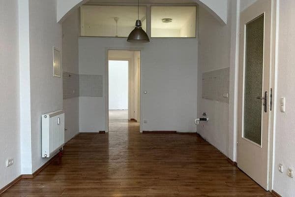 Pronájem bytu 3+1 77 m², Van Meenen Str 4, Solingen Pronájem bytu 3+1 77 m², Van Meenen Str 4, Solingen