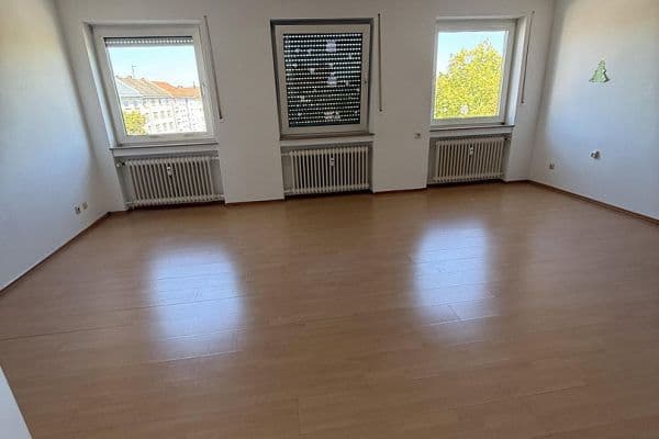 Pronájem bytu 3+1 88 m², Nürnberg Pronájem bytu 3+1 88 m², Nürnberg