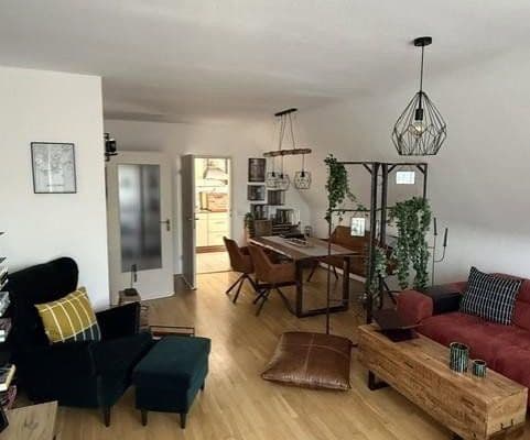 Pronájem bytu 3+1 95 m², Cáchy, Severní Porýní-Vestfálsko Pronájem bytu 3+1 95 m², Cáchy, Severní Porýní-Vestfálsko