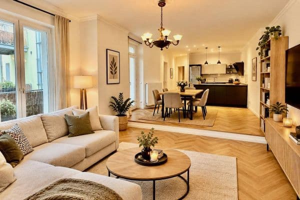 Prodej bytu 3+1 98 m², Berlin Friedrichshain, Berlín Prodej bytu 3+1 98 m², Berlin Friedrichshain, Berlín