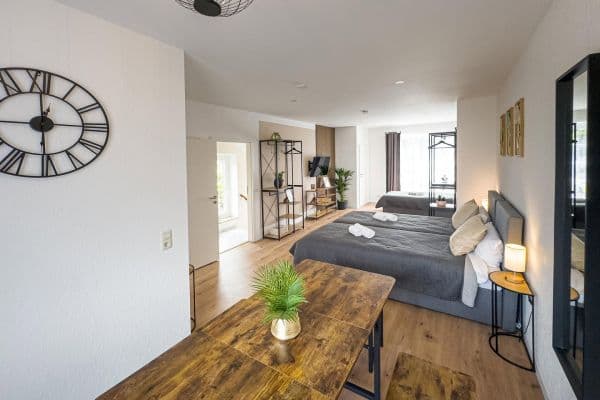 Prodej domu 88 m², pozemek 240 m², Grambker Heerstraße 118A, Bremen, Bremen Prodej domu 88 m², pozemek 240 m², Grambker Heerstraße 118A, Bremen, Bremen
