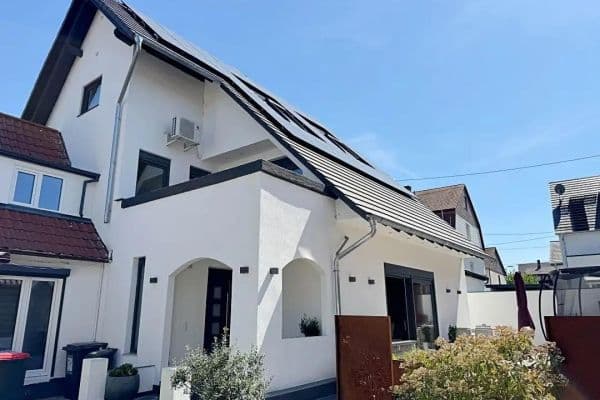 Prodej domu 460 m², pozemek 447 m², Karlsruhe, Bádensko-Württembersko Prodej domu 460 m², pozemek 447 m², Karlsruhe, Bádensko-Württembersko