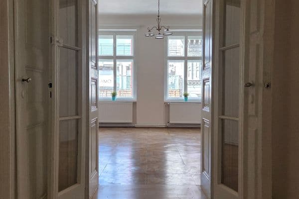 Pronájem bytu 3+1 85 m², Praha Pronájem bytu 3+1 85 m², Praha