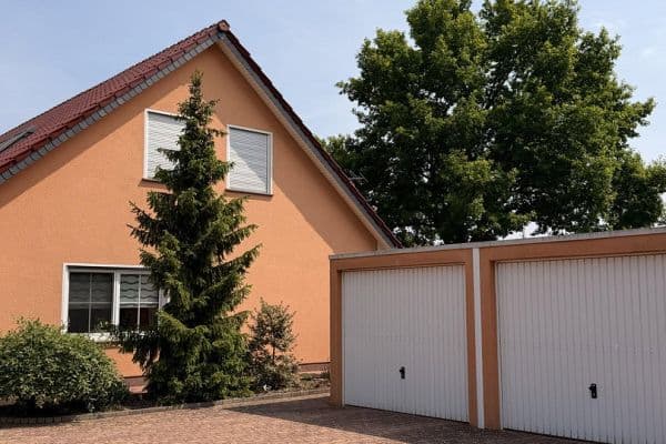 Prodej domu 176 m², pozemek 720 m², Oranienburg Prodej domu 176 m², pozemek 720 m², Oranienburg