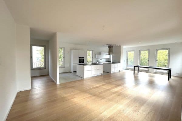 Pronájem bytu 3+1 143 m², Hegelallee 25, Potsdam, Braniborsko Pronájem bytu 3+1 143 m², Hegelallee 25, Potsdam, Braniborsko