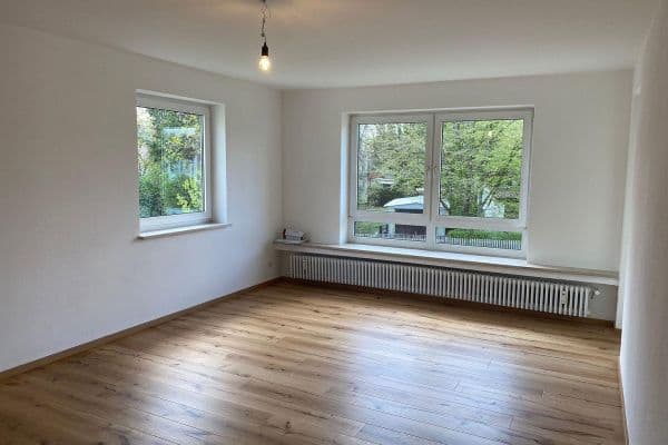Pronájem bytu 2+1 59 m², Meisenweg 15, Germering, Bavorsko Pronájem bytu 2+1 59 m², Meisenweg 15, Germering, Bavorsko