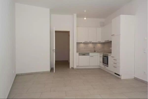 Pronájem bytu 2+1 51 m², Augsburg Pronájem bytu 2+1 51 m², Augsburg