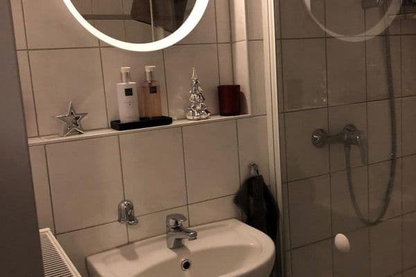 Pronájem bytu 3+1 97 m², Hannover, Dolní Sasko Pronájem bytu 3+1 97 m², Hannover, Dolní Sasko
