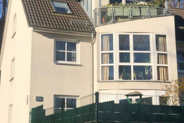 Pronájem bytu 3+1 82 m², Schönherrstraße 17, Chemnitz, Sasko Pronájem bytu 3+1 82 m², Schönherrstraße 17, Chemnitz, Sasko