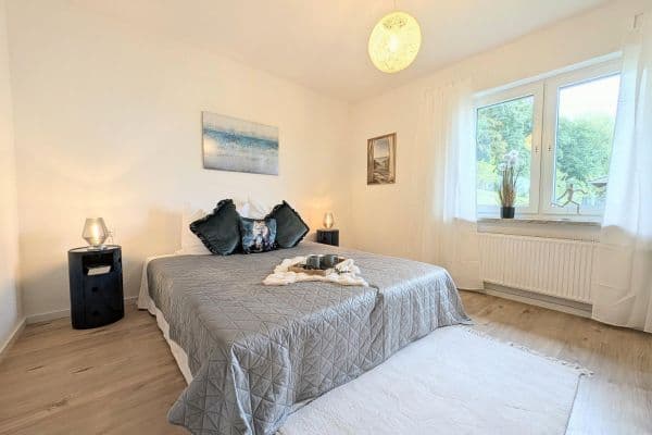 Prodej domu 182 m², pozemek 1.284 m², Fuldatal Prodej domu 182 m², pozemek 1.284 m², Fuldatal