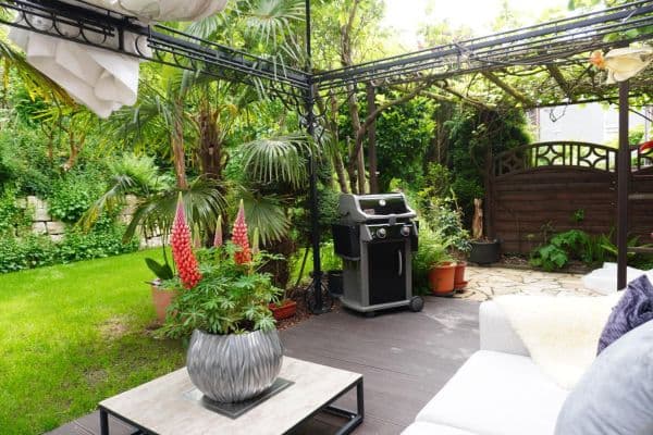 Prodej domu 147 m², pozemek 303 m², Gladbacher Straße 280, Neuss Prodej domu 147 m², pozemek 303 m², Gladbacher Straße 280, Neuss