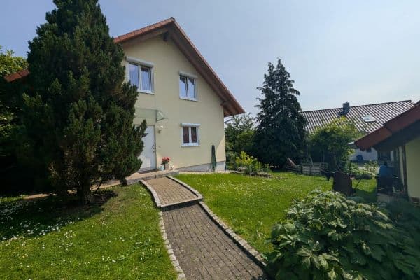 Prodej domu 120 m², pozemek 800 m², Eigeltingen - Heudorf Prodej domu 120 m², pozemek 800 m², Eigeltingen - Heudorf