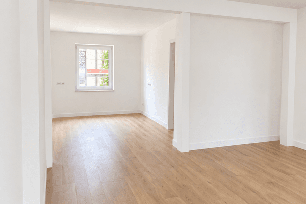 Pronájem bytu 3+1 70 m², Heilbronnerstraße 45, Lauffen Pronájem bytu 3+1 70 m², Heilbronnerstraße 45, Lauffen