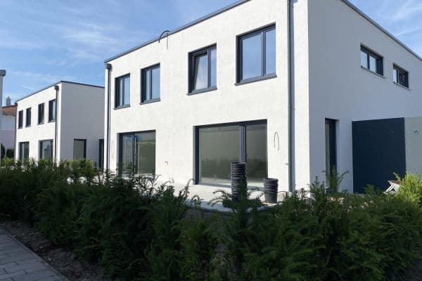 Pronájem domu 154 m², pozemek 245 m², Ingolstadt / Gerolfing, Bavorsko Pronájem domu 154 m², pozemek 245 m², Ingolstadt / Gerolfing, Bavorsko