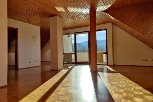Pronájem bytu 3+kk 100 m², Karlsruhe, Bádensko-Württembersko Pronájem bytu 3+kk 100 m², Karlsruhe, Bádensko-Württembersko