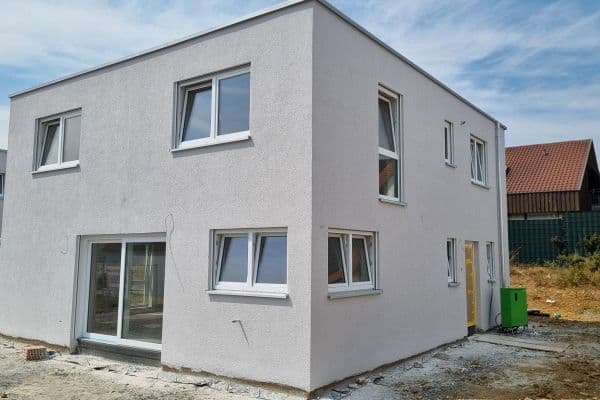 Prodej domu 155 m², pozemek 453 m², Arndtstraße 29, Bad Friedrichshall Prodej domu 155 m², pozemek 453 m², Arndtstraße 29, Bad Friedrichshall