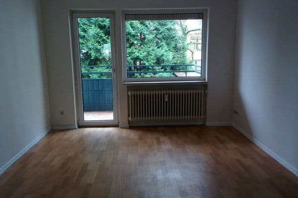 Pronájem bytu 3+1 70 m², Bettinastraße 20, Offenbach am Main Pronájem bytu 3+1 70 m², Bettinastraße 20, Offenbach am Main
