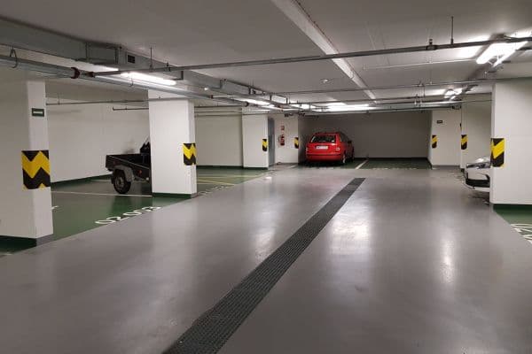 Pronájem garáže 13 m², V Zahrádkách, Praha Pronájem garáže 13 m², V Zahrádkách, Praha