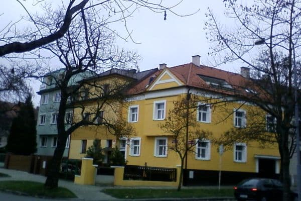 Pronájem bytu 1+1 37 m², Jiráskovo náměstí, Plzeň, Plzeňský kraj Pronájem bytu 1+1 37 m², Jiráskovo náměstí, Plzeň, Plzeňský kraj