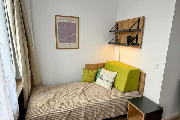 Pronájem bytu 1+1 32 m², Rotebühlstrasse 108, Stuttgart West, Bádensko-Württembersko Pronájem bytu 1+1 32 m², Rotebühlstrasse 108, Stuttgart West, Bádensko-Württembersko