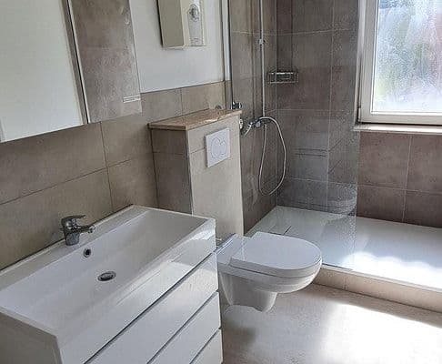 Pronájem bytu 3+1 75 m², Hannover, Dolní Sasko Pronájem bytu 3+1 75 m², Hannover, Dolní Sasko