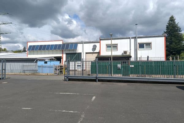 Prodej nebytového prostoru 1.064 m², Rösrath, Severní Porýní-Vestfálsko Prodej nebytového prostoru 1.064 m², Rösrath, Severní Porýní-Vestfálsko