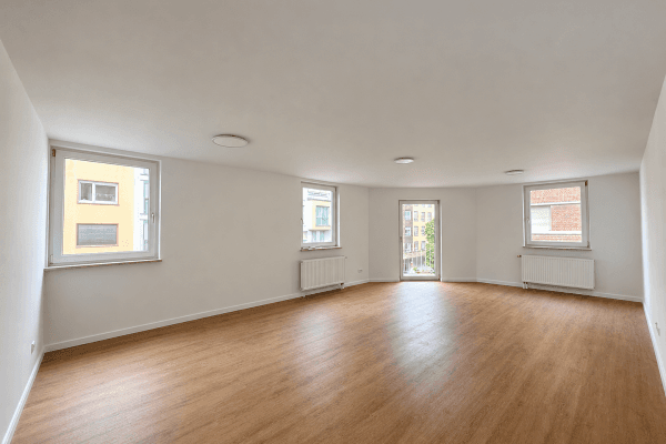 Pronájem bytu 3+1 105 m², Ludwigshafen Pronájem bytu 3+1 105 m², Ludwigshafen