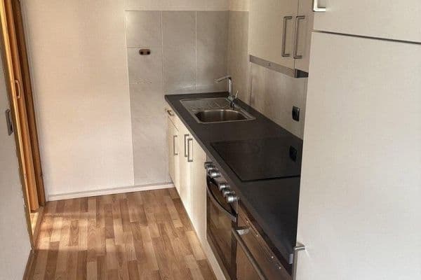 Pronájem bytu 2+1 56 m², Talstr 4, Idstein Pronájem bytu 2+1 56 m², Talstr 4, Idstein