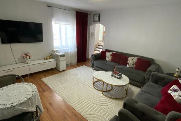 Pronájem bytu 3+1 60 m², Pfungstadt Pronájem bytu 3+1 60 m², Pfungstadt