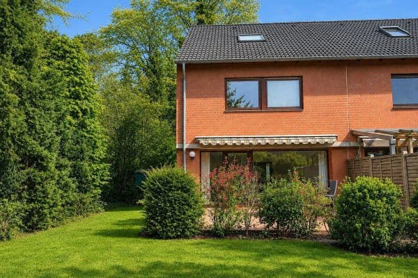 Prodej domu 130 m², pozemek 395 m², Wacholderweg 53, Henstedt-Ulzburg Prodej domu 130 m², pozemek 395 m², Wacholderweg 53, Henstedt-Ulzburg