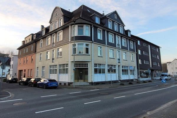 Pronájem bytu 4+1 113 m², Gummersbach Pronájem bytu 4+1 113 m², Gummersbach