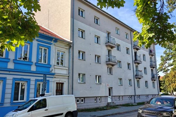 Prodej bytu 3+1 61 m², Jeremiášova, České Budějovice, Jihočeský kraj Prodej bytu 3+1 61 m², Jeremiášova, České Budějovice, Jihočeský kraj