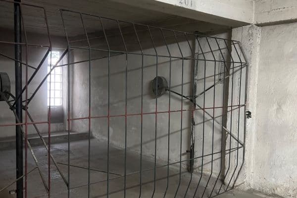 Pronájem garáže 15 m², Jihlavská, Praha Pronájem garáže 15 m², Jihlavská, Praha