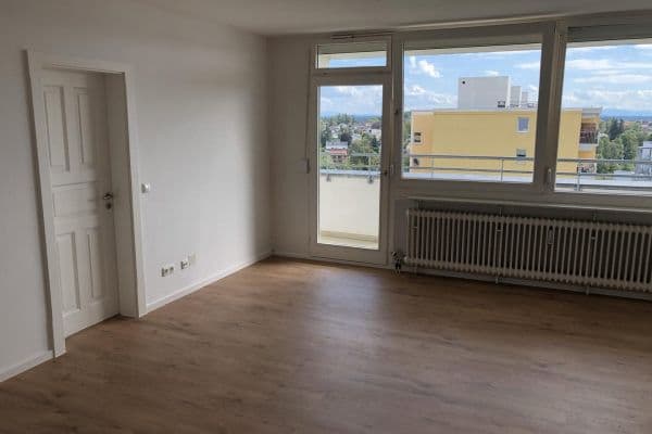 Prodej bytu 3+1 84 m², Markt Schwaben, Bavorsko Prodej bytu 3+1 84 m², Markt Schwaben, Bavorsko