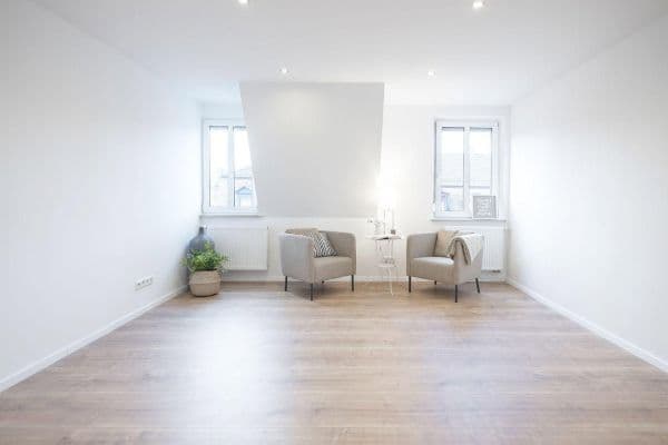 Pronájem bytu 4+1 104 m², Leopoldstrasse 8, Nürnberg, Bavorsko Pronájem bytu 4+1 104 m², Leopoldstrasse 8, Nürnberg, Bavorsko