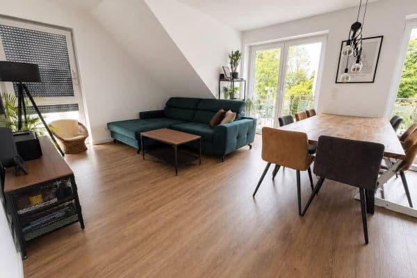Pronájem bytu 4+1 86 m², Papendorfer Str. 7, Brunsbek Pronájem bytu 4+1 86 m², Papendorfer Str. 7, Brunsbek