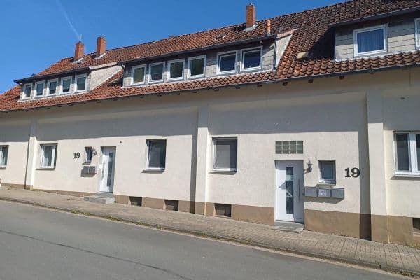 Prodej domu 350 m², pozemek 1.319 m², Hannoversche Straße 19, Bad Münder am Deister, Dolní Sasko Prodej domu 350 m², pozemek 1.319 m², Hannoversche Straße 19, Bad Münder am Deister, Dolní Sasko