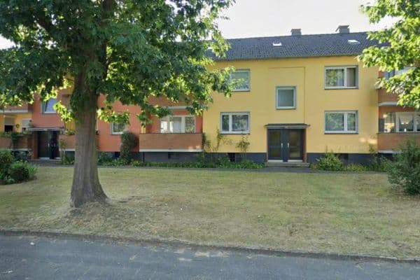 Prodej domu 500 m², pozemek 1.496 m², Solingen Prodej domu 500 m², pozemek 1.496 m², Solingen