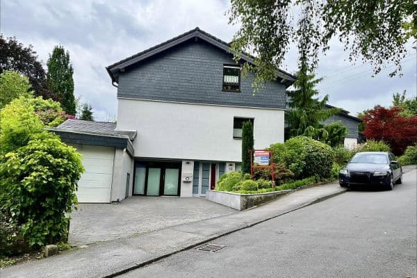 Prodej domu 174 m², pozemek 608 m², Schwerte Prodej domu 174 m², pozemek 608 m², Schwerte
