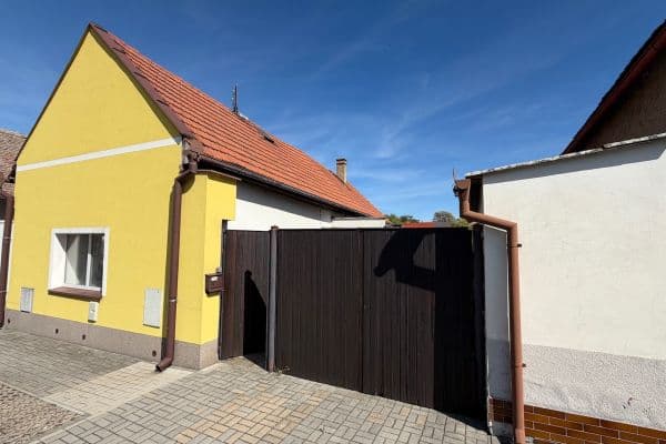 Prodej domu 654 m², pozemek 2.618 m², Kozí, Slavětín Prodej domu 654 m², pozemek 2.618 m², Kozí, Slavětín