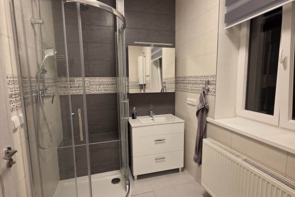 Pronájem bytu 2+1 48 m², Zádušní, Kladno Pronájem bytu 2+1 48 m², Zádušní, Kladno