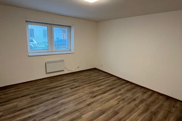Pronájem bytu 1+1 32 m², Sokolova, Brno Pronájem bytu 1+1 32 m², Sokolova, Brno