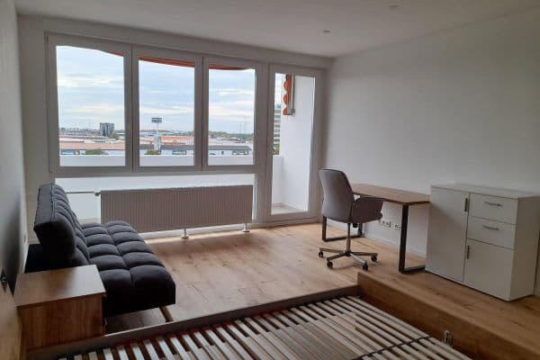 Pronájem bytu 4+1 98 m², Honsellstr. 1b, Karlsruhe, Bádensko-Württembersko Pronájem bytu 4+1 98 m², Honsellstr. 1b, Karlsruhe, Bádensko-Württembersko