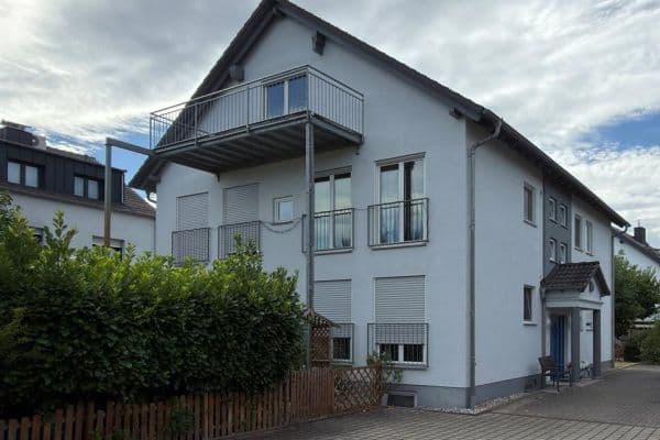 Pronájem bytu 3+1 85 m², Hainburg Pronájem bytu 3+1 85 m², Hainburg